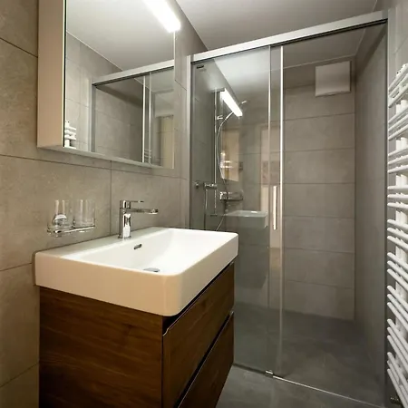 Apartment Lohner - Eg Appartement-fewo- Dusche- Wc- 3 Schlafraeume By Interhome Adelboden